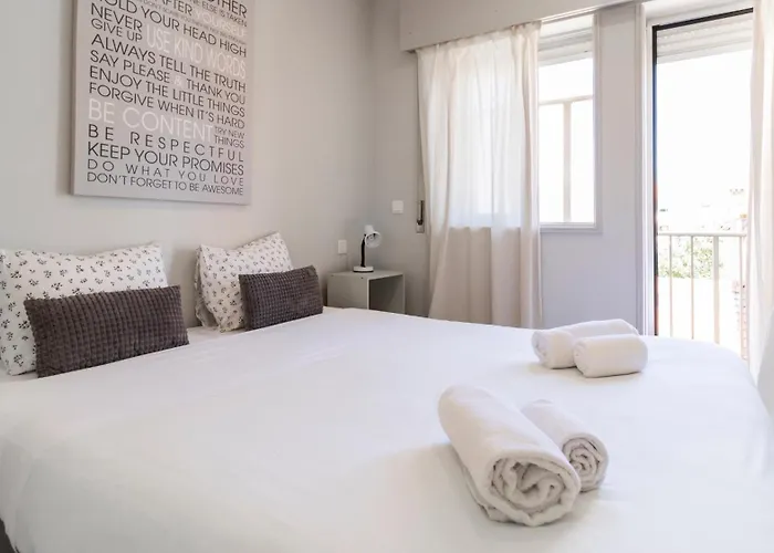 Delightful Bombarda Apartment By Unique Hosts